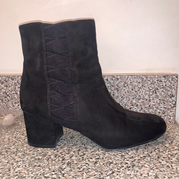 NINE WEST BOOTIES- black size 8 - Picture 1 of 5